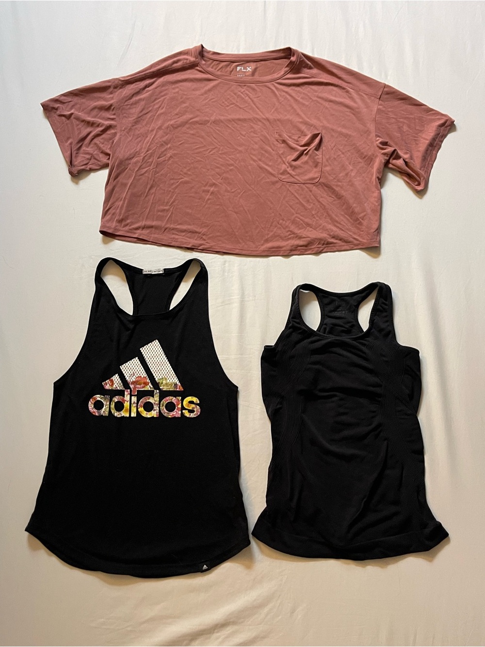 Women’s Fitness Gym Tank Tops/Crop Top Bundle